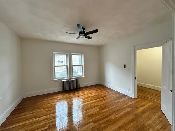 $3,200 | 173 Everett Street, Unit 1, Boston, MA 02134