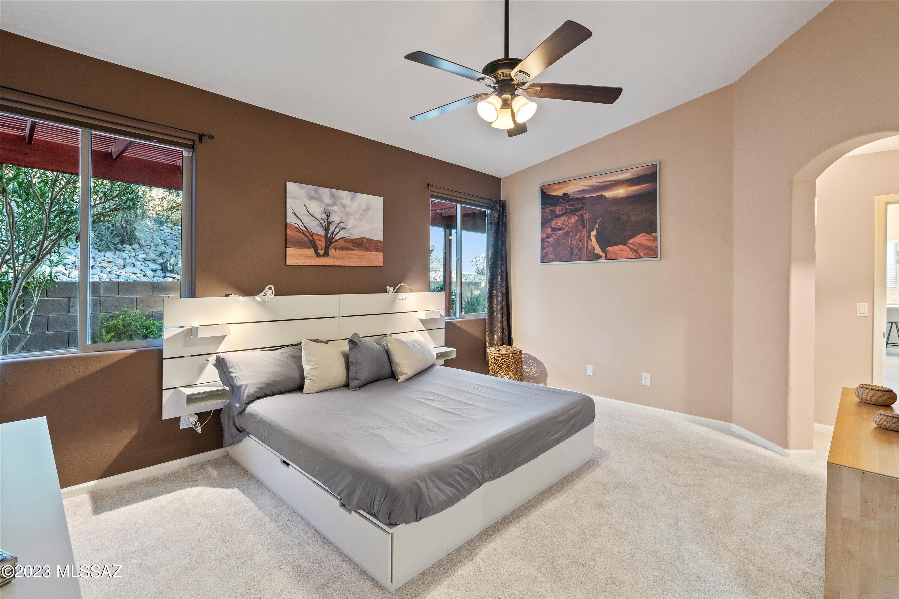 537 West Silvertip Road Oro Valley, AZ 85737 - Photo 9 of 30 Gallery Image 9