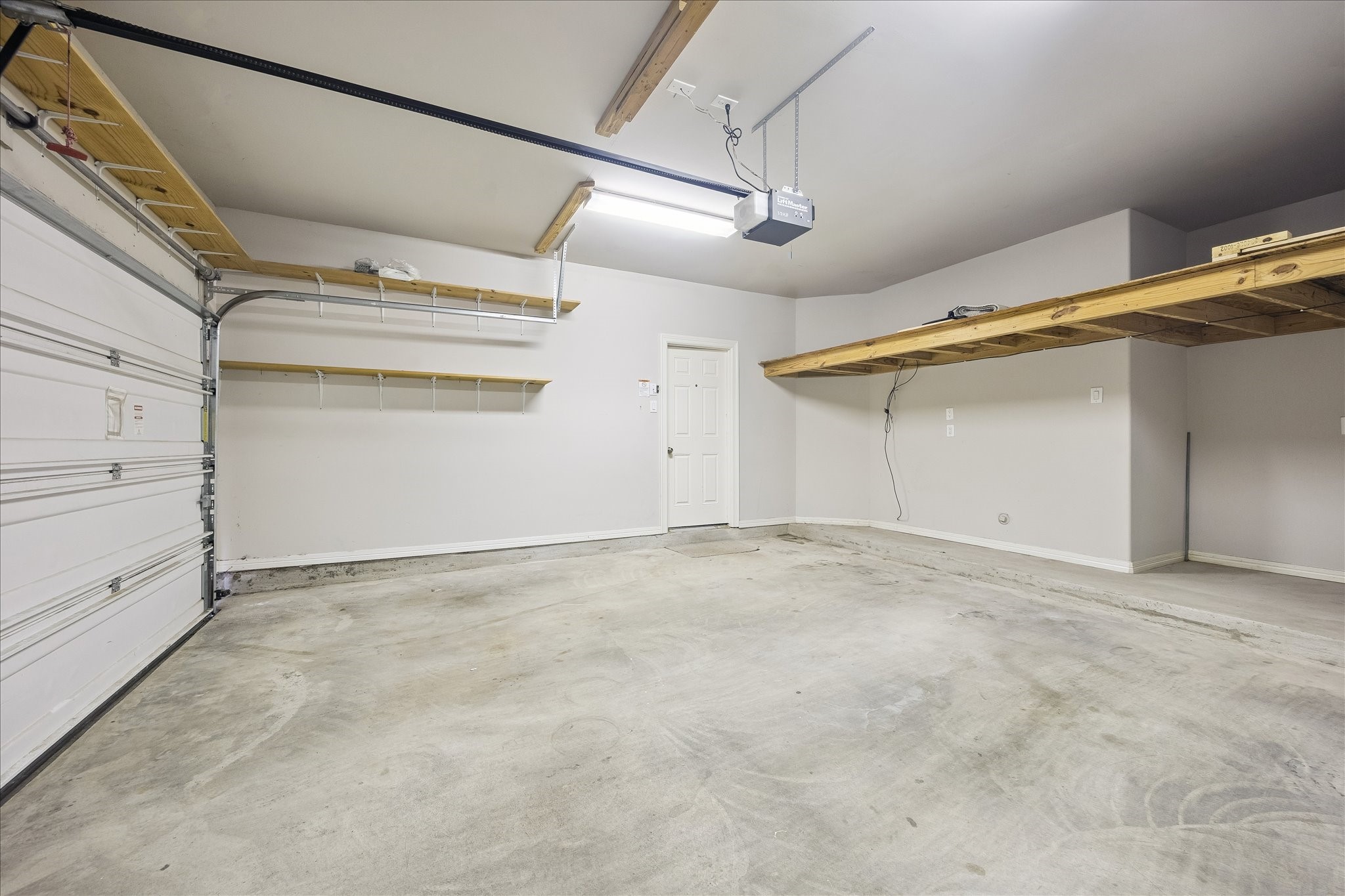 3002 Soutine Street Houston, TX 77021 - Photo 15 of 22 2 car attached garage