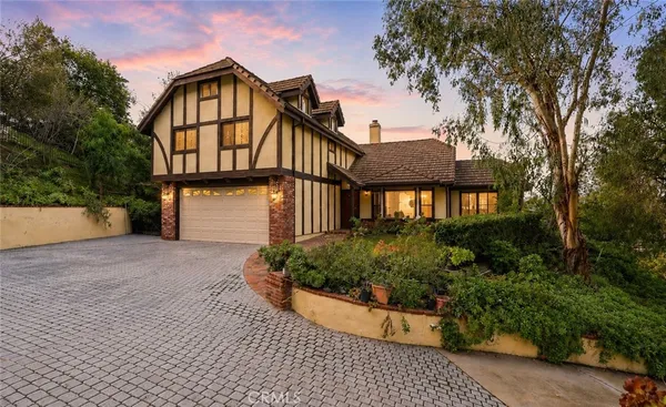 $1,799,000 | 24300 Sylvan Glen Road, Calabasas, CA 91302