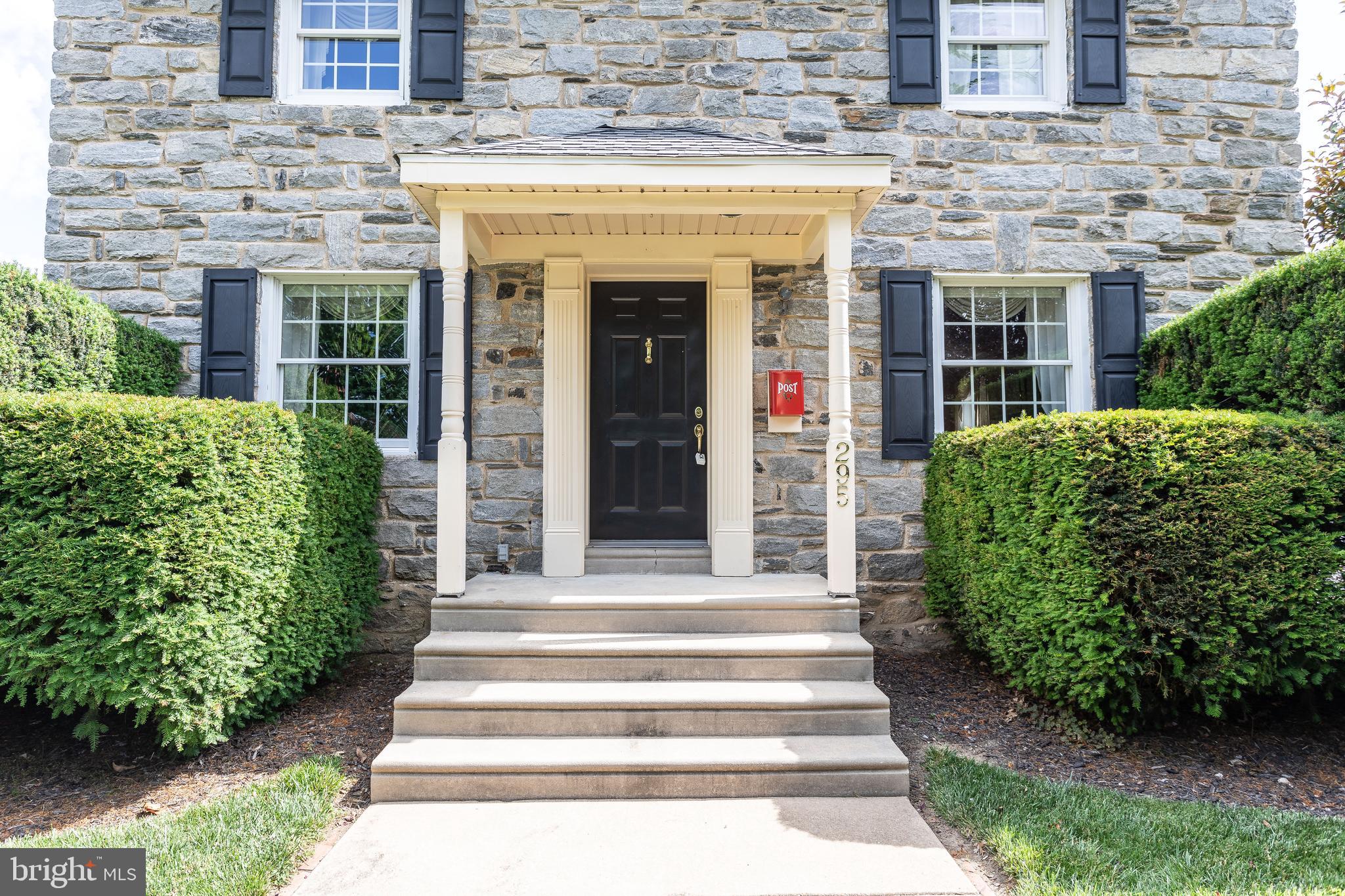 295 Avon Road Springfield, PA 19064 - Photo 4 of 47
