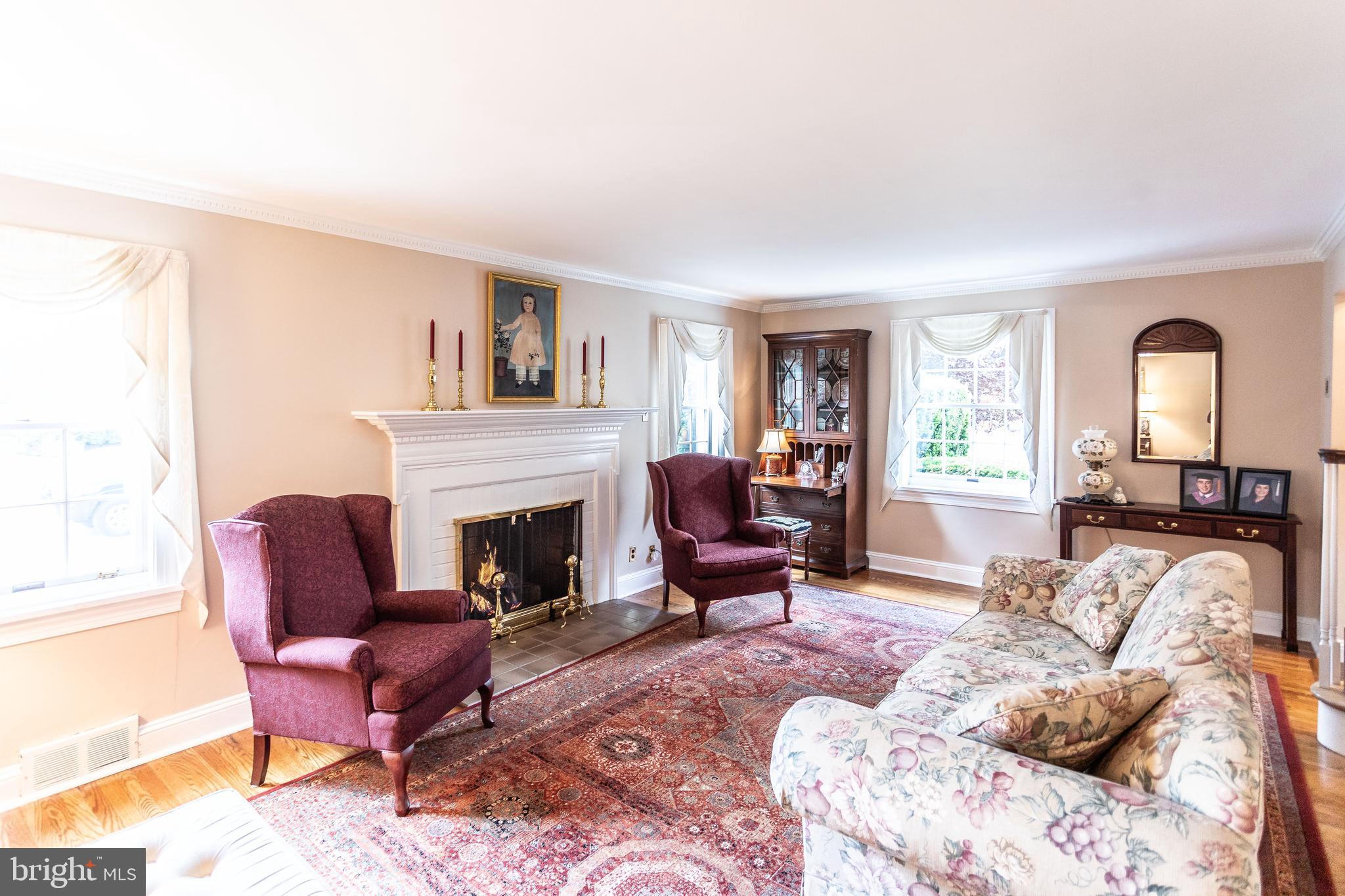 295 Avon Road Springfield, PA 19064 - Photo 8 of 47