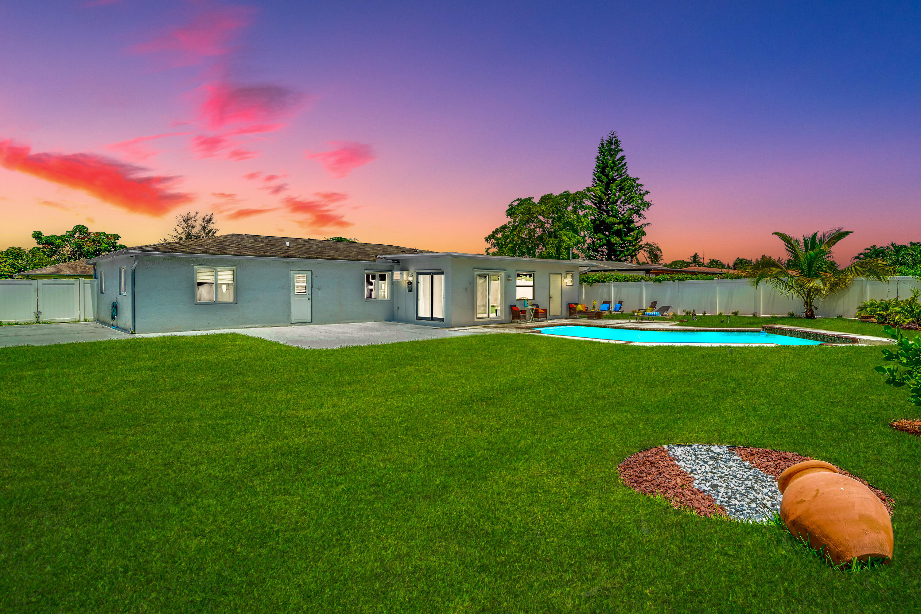 22170 Aquila Street Boca Raton, FL 33428 - Photo 3 of 69 FUN TWILIGHT