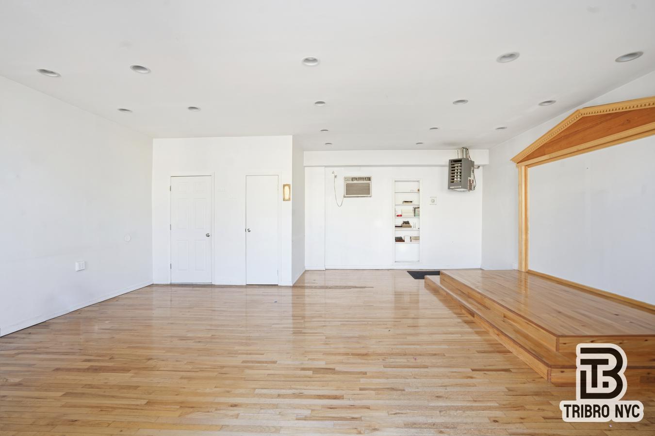 348 East 110th Street, Unit RETAIL Manhattan, NY 10029 - Photo 5 of 11 a view of an empty room