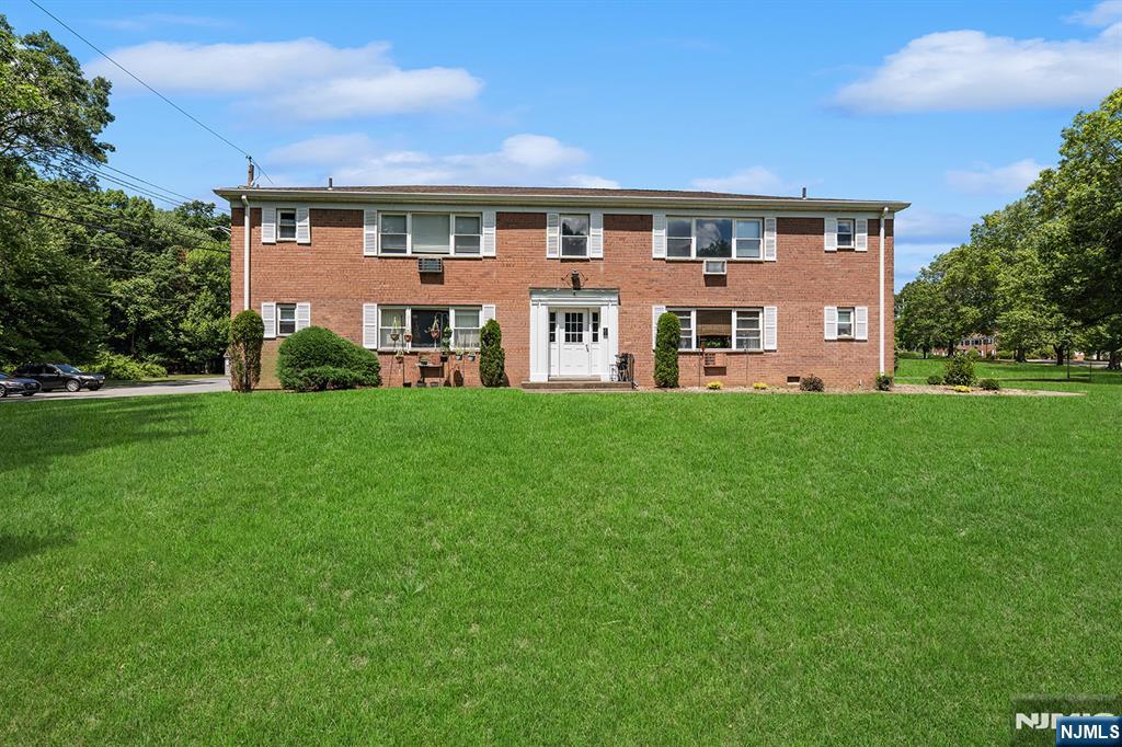 6 Rustic Circle, Unit C Montvale, NJ 07645 - Photo 2 of 19