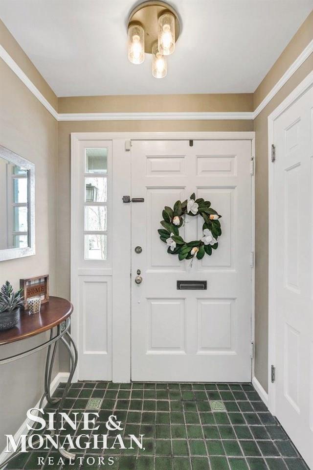 834 Westchester Road Grosse Pointe Park, MI 48230 - Photo 2 of 44