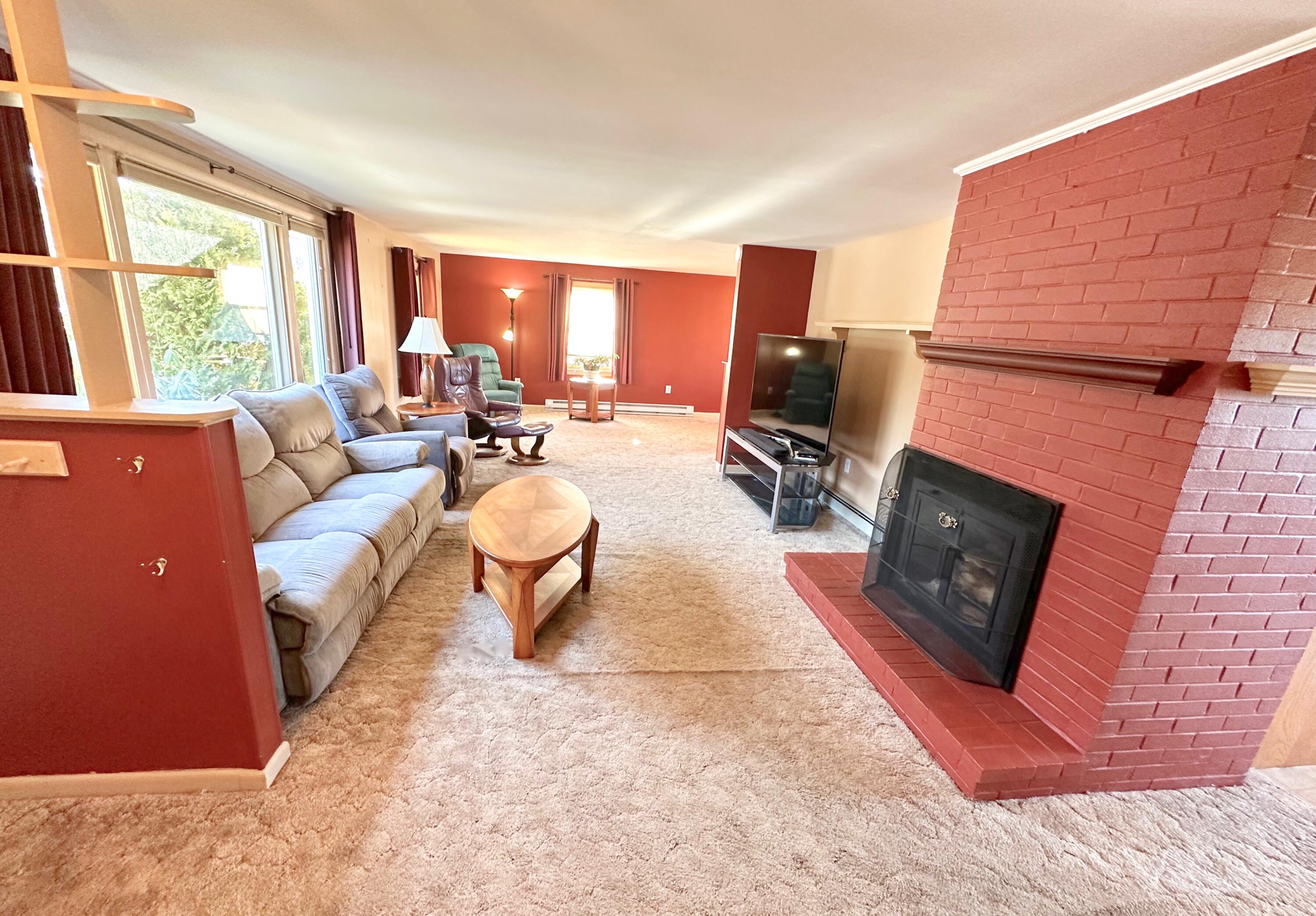 31 Old Neck Road Scarborough, ME 04074 - Photo 4 of 47 IMG_2178