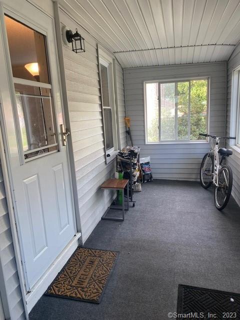 334 Summit Street, Unit 334 Manchester, CT 06042 - Photo 3 of 25 Enclosed Front Porch
