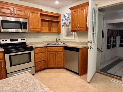 $179,900 | 5304 North Bales Avenue, Kansas City, MO 64119