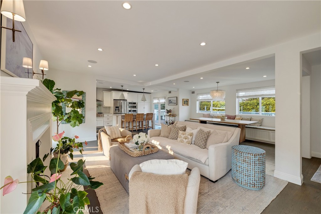 1006 Ave H Redondo Beach, CA 90277 - Photo 13 of 75 a living room with furniture and a potted plant