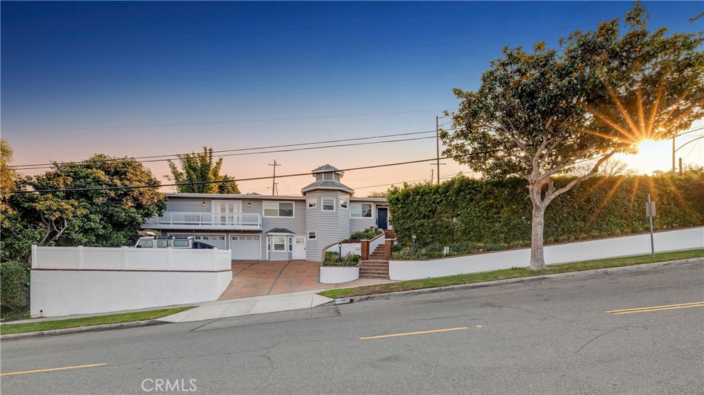 1006 Ave H Redondo Beach, CA 90277 - Photo 2 of 75