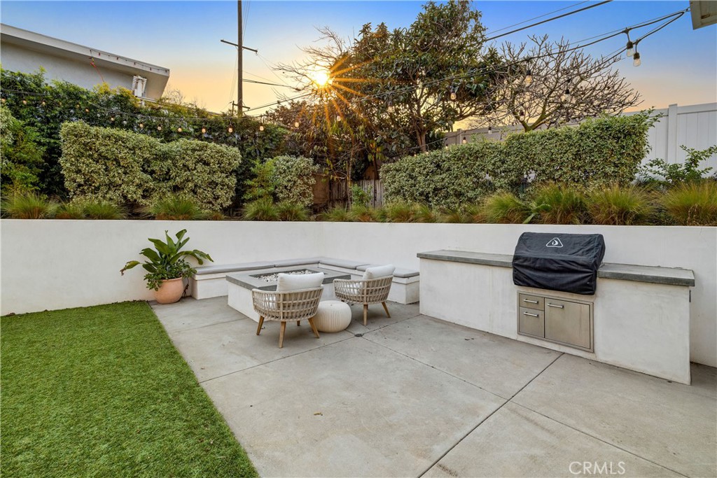 1006 Ave H Redondo Beach, CA 90277 - Photo 25 of 75