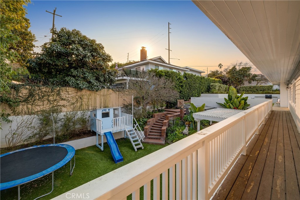 1006 Ave H Redondo Beach, CA 90277 - Photo 28 of 75 a view of a balcony with chairs
