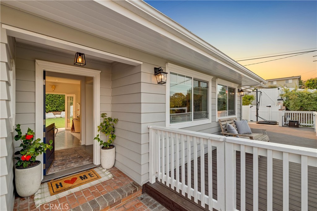 1006 Ave H Redondo Beach, CA 90277 - Photo 3 of 75