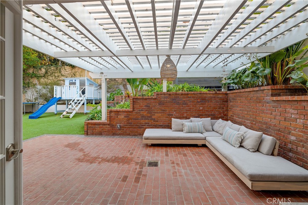 1006 Ave H Redondo Beach, CA 90277 - Photo 36 of 75