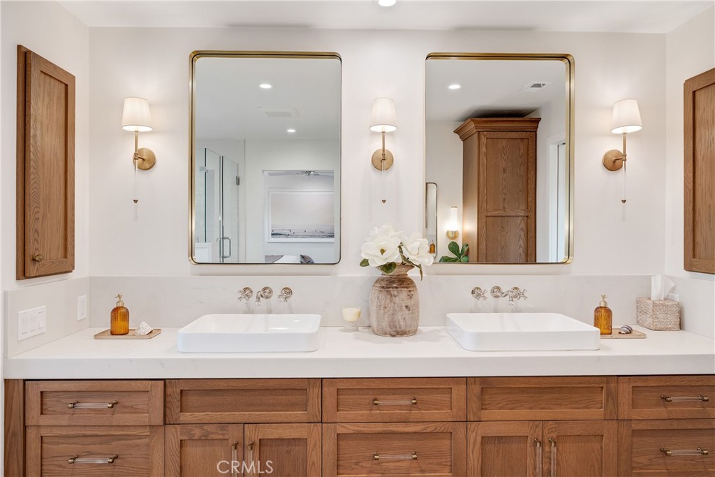 1006 Ave H Redondo Beach, CA 90277 - Photo 56 of 75