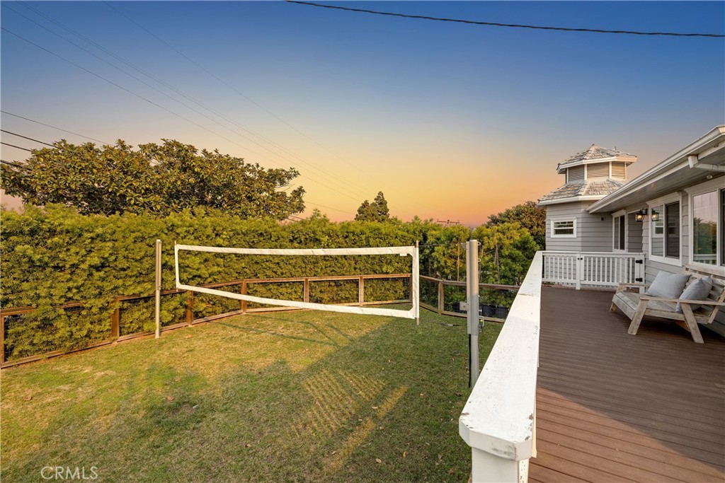 1006 Ave H Redondo Beach, CA 90277 - Photo 6 of 75