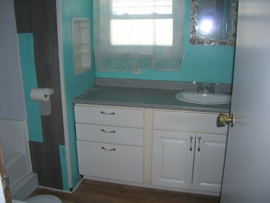 24 Hickory Road Taunton, MA 02780 - Photo 6 of 12 Gallery Image 6