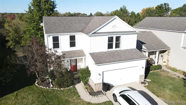 $2,500 | 5184 Meadow Crest Circle, Holly, MI 48442