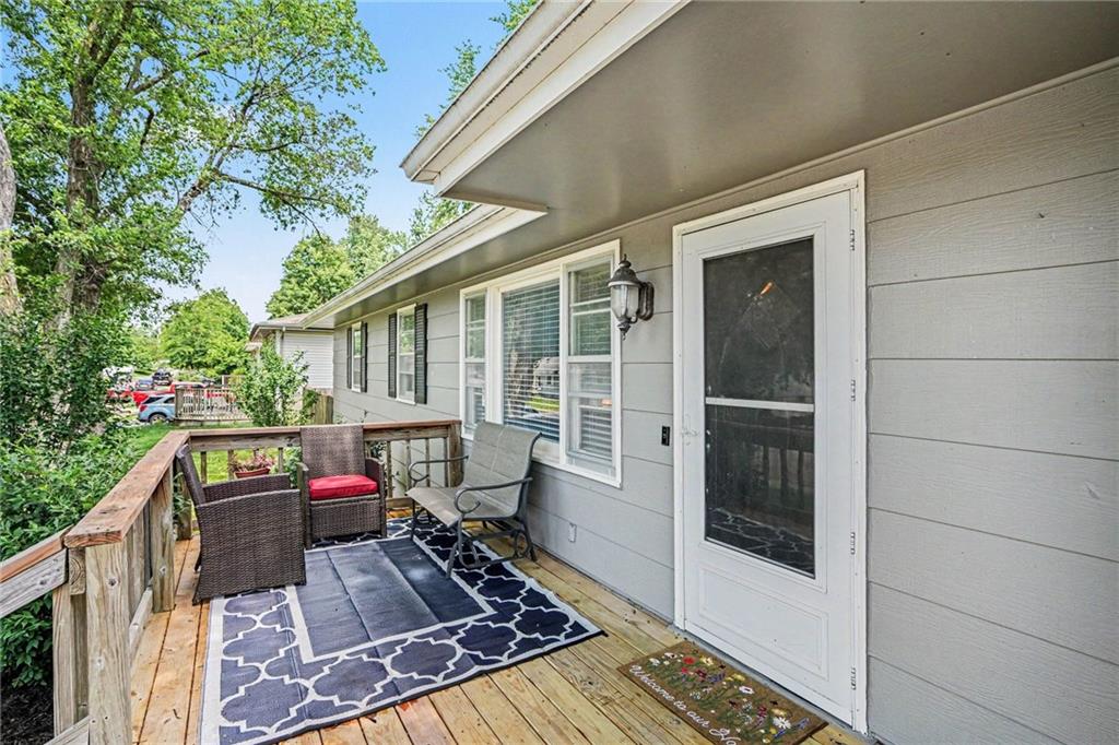 601 Mark Street Lathrop, MO 64465 - Photo 7 of 33
