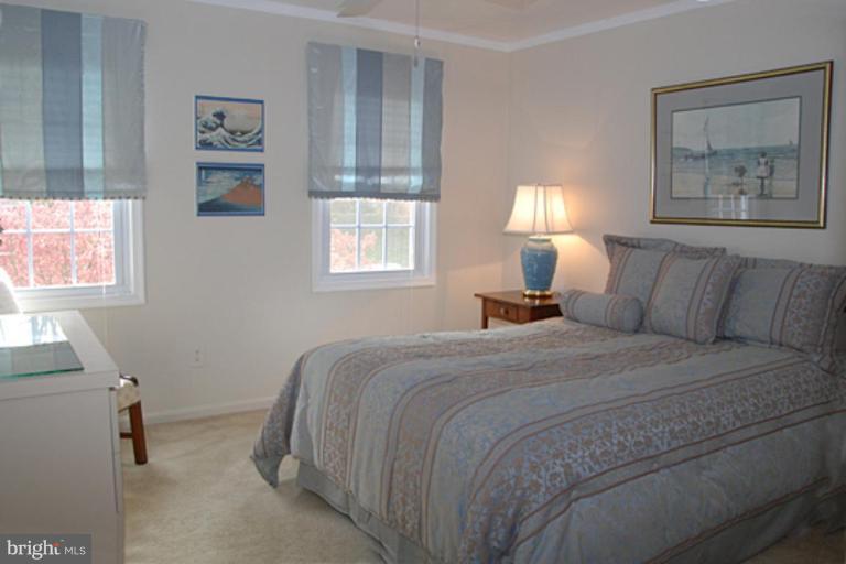 2526 Heathcliff Lane Reston, VA 20191 - Photo 19 of 27 Bedroom #1