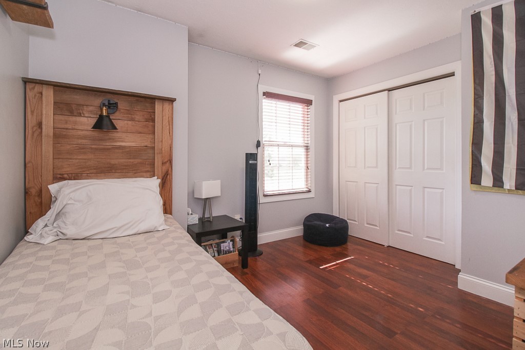 43440 Russia Road Elyria, OH 44035 - Photo 25 of 35 3rd bedroom!