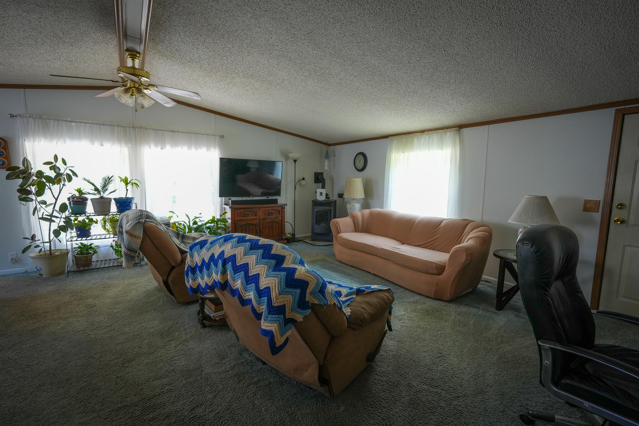 9339 Maple Hill Road Howard City, MI 49329 - Photo 5 of 42 DSC00555