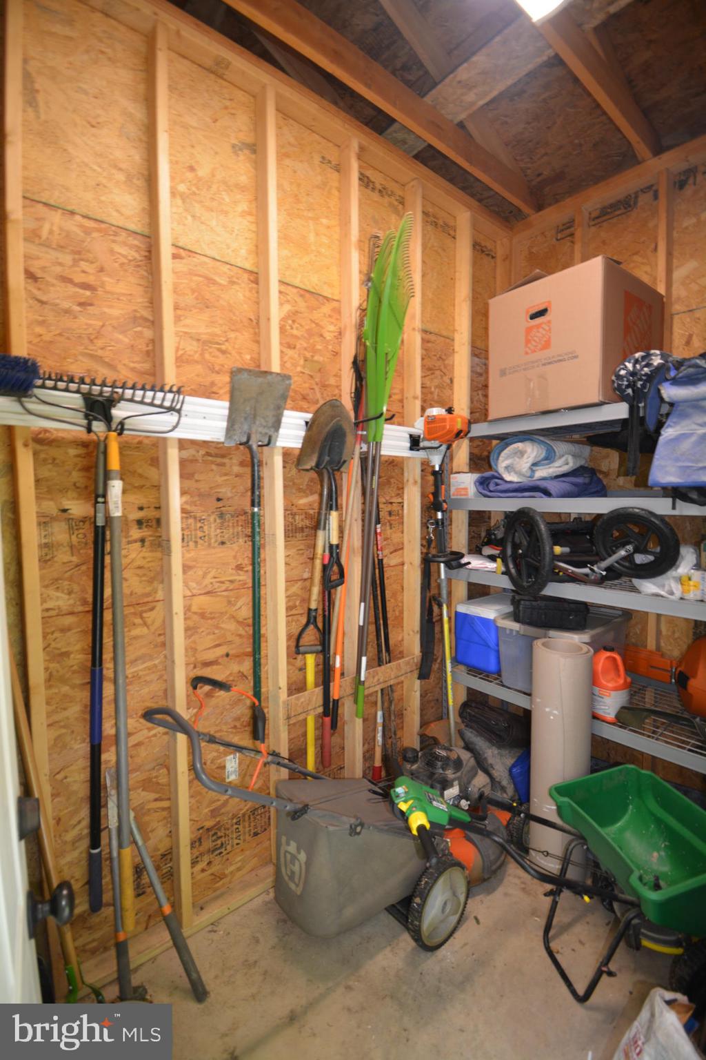 18618 Old Triangle Road Triangle, VA 22172 - Photo 33 of 34 Detached garage/shop