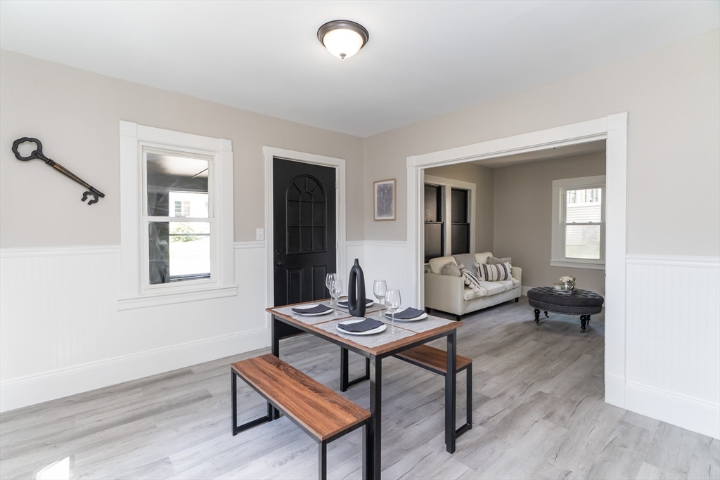 39 Ambrose Street Springfield, MA 01109 - Photo 5 of 23 a living room with furniture and a window