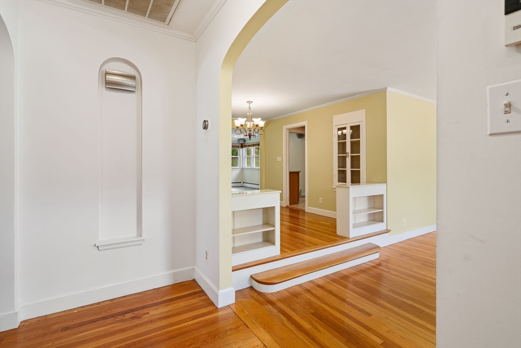 38 East Quinobequin Road Newton, MA 02468 - Photo 21 of 40