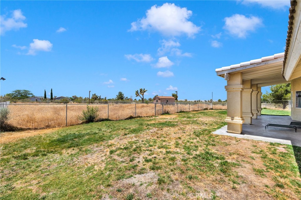 12472 Oasis Road Pinon Hills, CA 92372 - Photo 44 of 58
