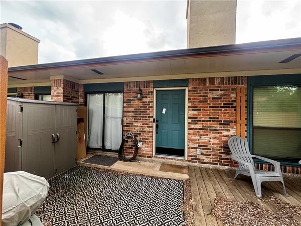 $149,900 | 2810 Forest Bend Drive, Bryan, TX 77801