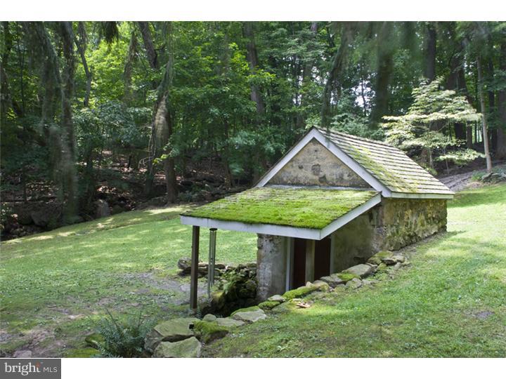 6670 Phillips Mill Road New Hope, PA 18938 - Photo 3 of 14