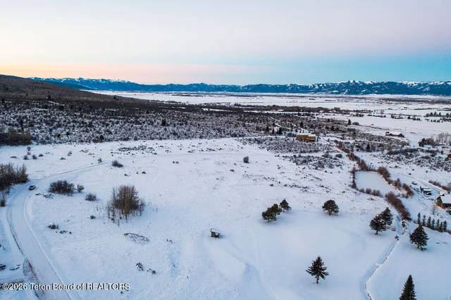 $650,000 | 150 Perimeter Drive, Alta, WY 83414