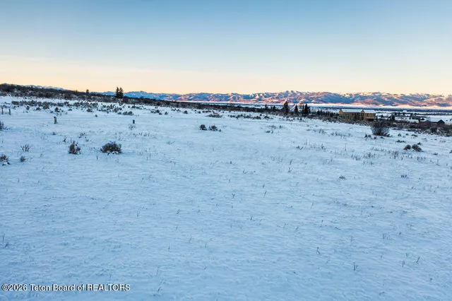 $650,000 | 150 Perimeter Drive, Alta, WY 83414