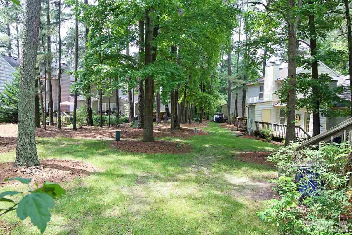 207 Bracken Court Raleigh, NC 27615 - Photo 18 of 25 Gallery Image 18