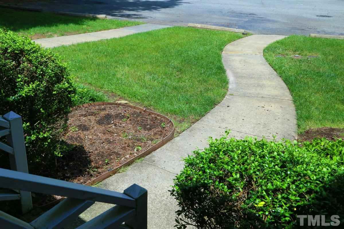 207 Bracken Court Raleigh, NC 27615 - Photo 3 of 25 Gallery Image 3