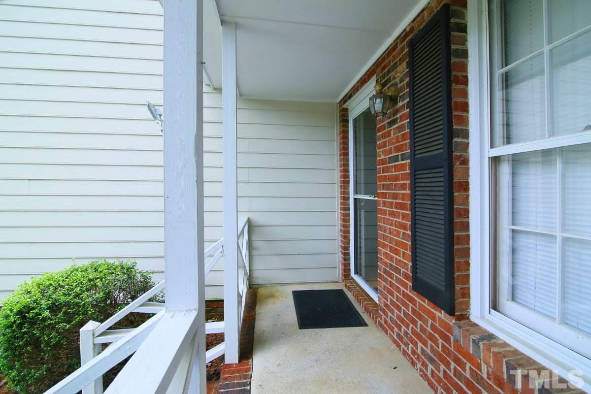 207 Bracken Court Raleigh, NC 27615 - Photo 4 of 25 Gallery Image 4