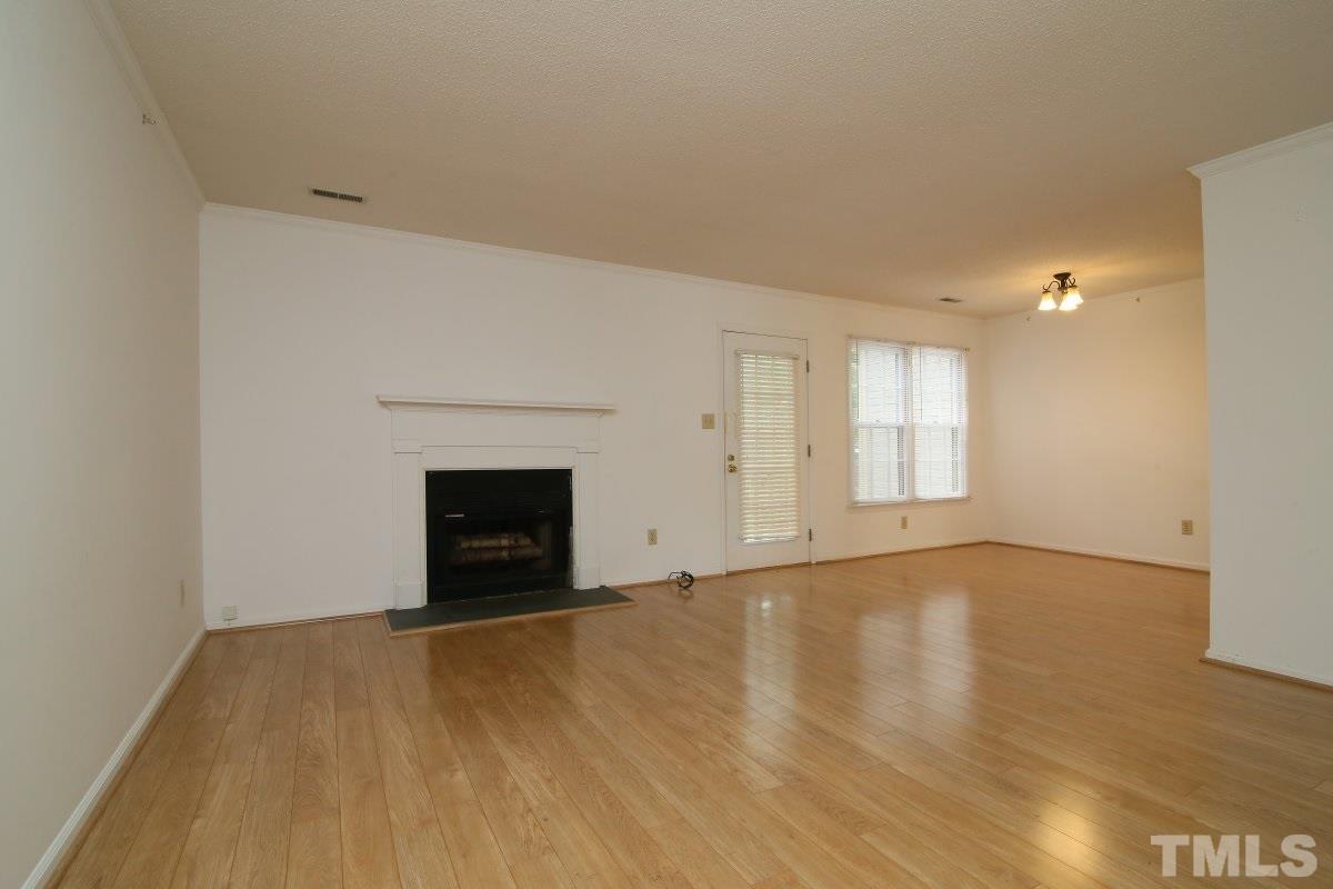 207 Bracken Court Raleigh, NC 27615 - Photo 9 of 25 Gallery Image 9