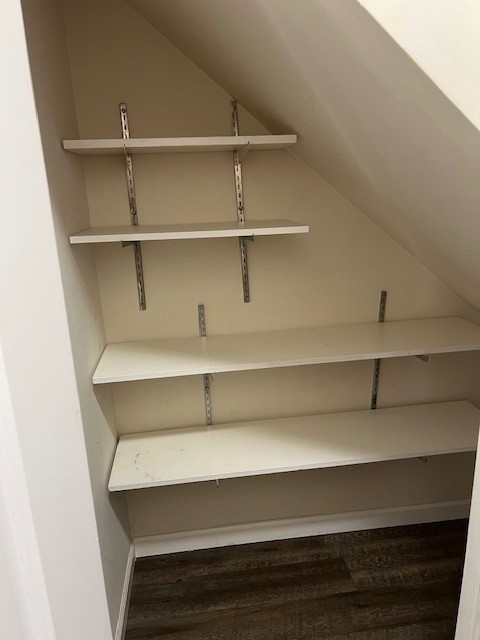 1842 Shetland Road Naperville, IL 60565 - Photo 10 of 30 a view of a room with shelf