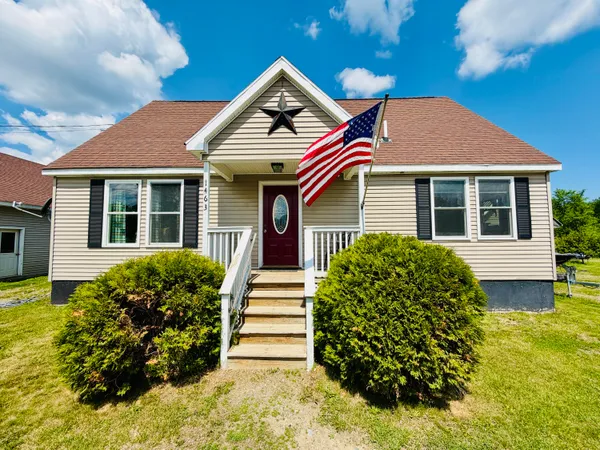 $299,000 | 1463 Masardis Road, Ashland, ME 04732