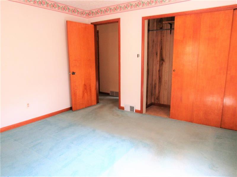 2724 Edna Street Lower Burrell, PA 15068 - Photo 12 of 25