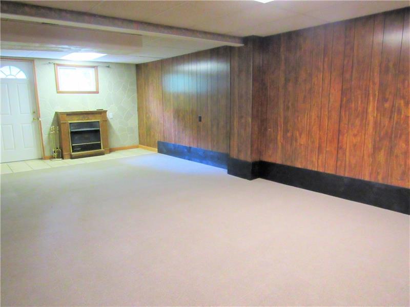 2724 Edna Street Lower Burrell, PA 15068 - Photo 18 of 25