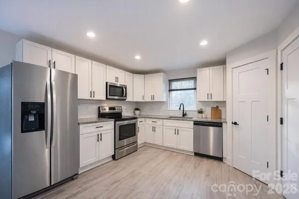 $439,000 | 107 Carpenter Street, Lincolnton, NC 28092