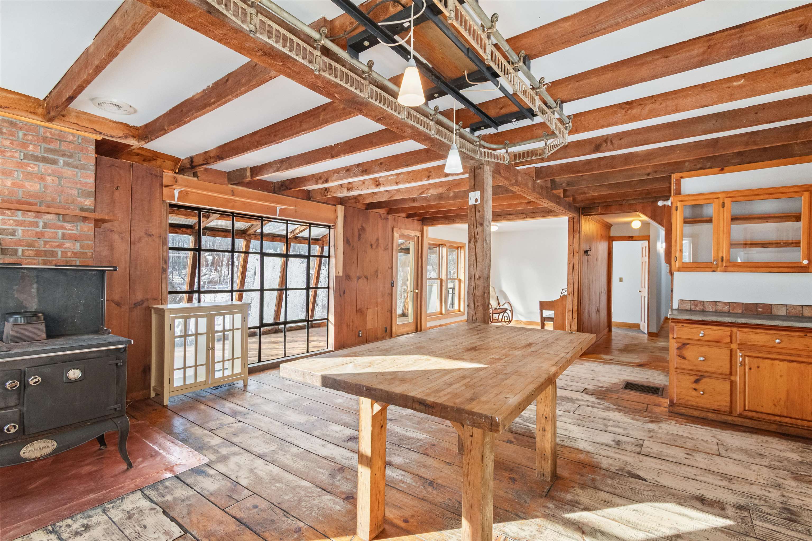 1325 Poor Farm Road Washington, VT 05675 - Photo 7 of 60