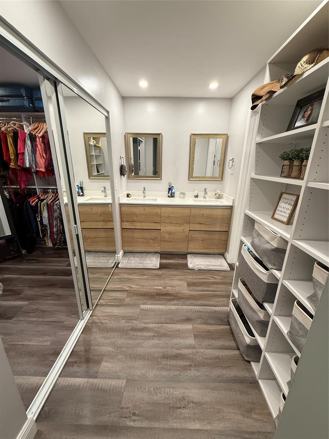 954 Mockingbird Lane, Unit 519 Plantation, FL 33324 - Photo 2 of 61 Photo 2