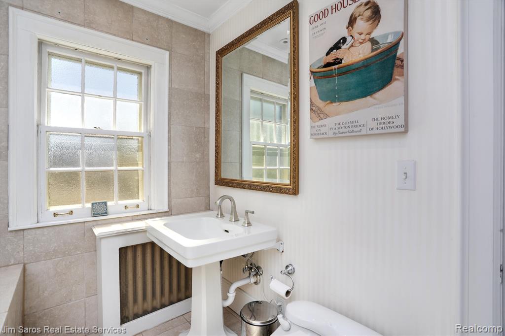 206 Merriweather Road Grosse Pointe Farms, MI 48236 - Photo 20 of 29