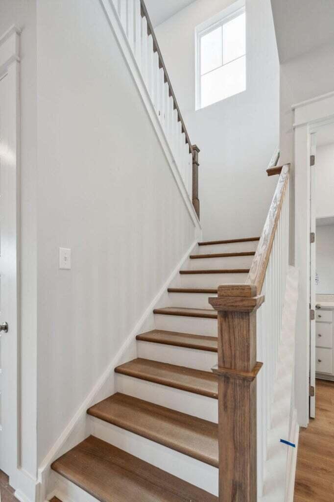 265 Denham Street Summerville, SC 29486 - Photo 4 of 10 Marshall Staircase