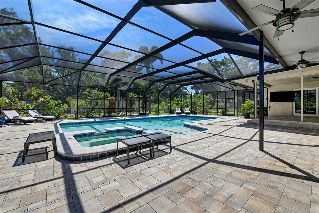 1875 Belleair Road Clearwater, FL 33764 - Photo 76 of 100 a outdoor view with sitting space