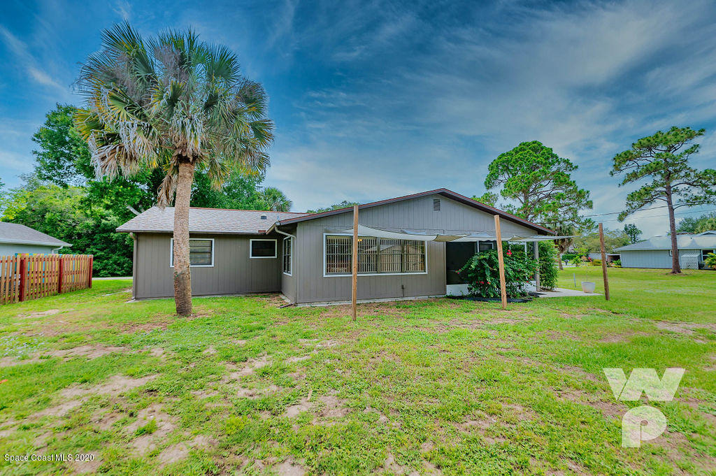 585 Ray Street Sebastian, FL 32958 - Photo 37 of 45 _3Z63629